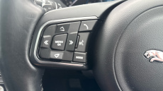 Jaguar F-Pace 2.0d Portfolio 5dr Auto AWD Diesel Estate